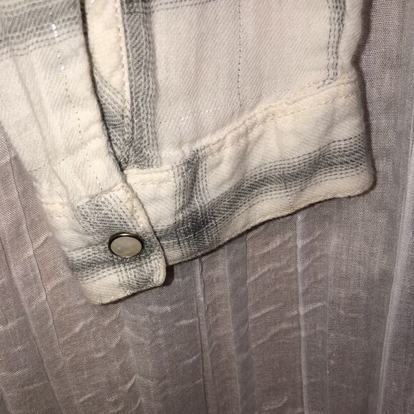 CK Jeans L Cotton White Gray Lurex Plaid Long Sleeve Snap Front Relaxed Shirt - Picture 8 of 15